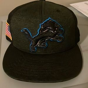 Mens new Era Detroit Lions salute to service hat